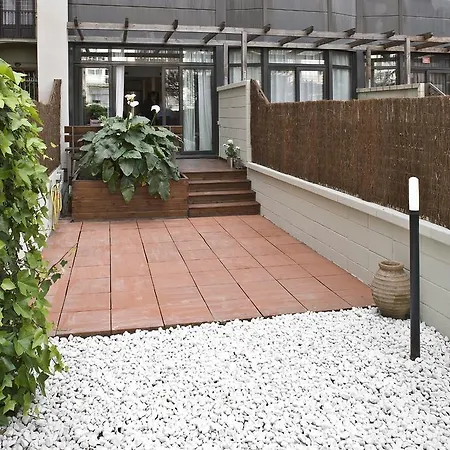 Flateli Lluria * Barcelona