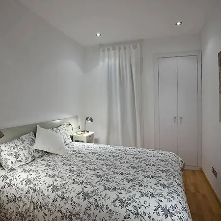 Flateli Lluria Apartmán