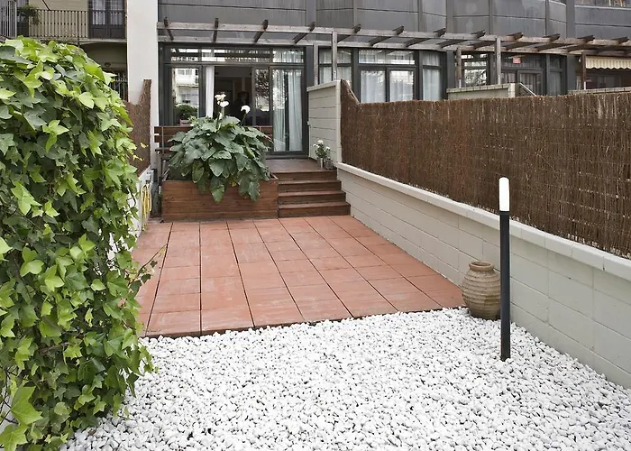 Flateli Lluria * Barcelona