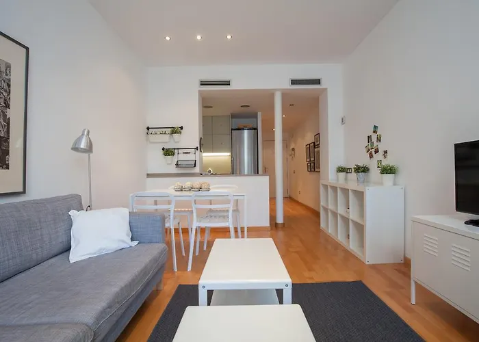 公寓 Flateli Lluria *