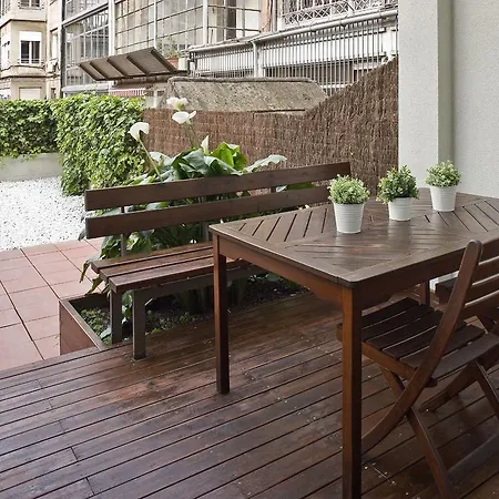 Flateli Lluria Apartamento *