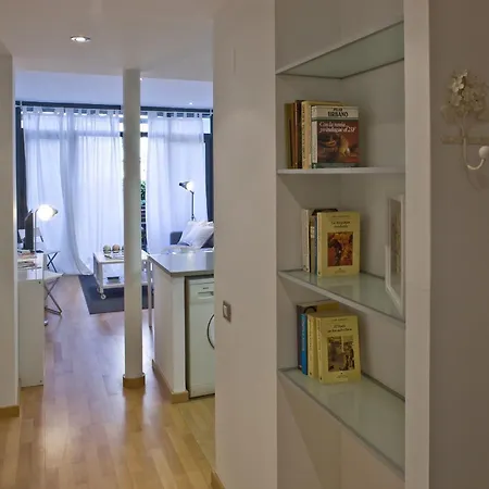 Flateli Lluria Apartamento Barcelona